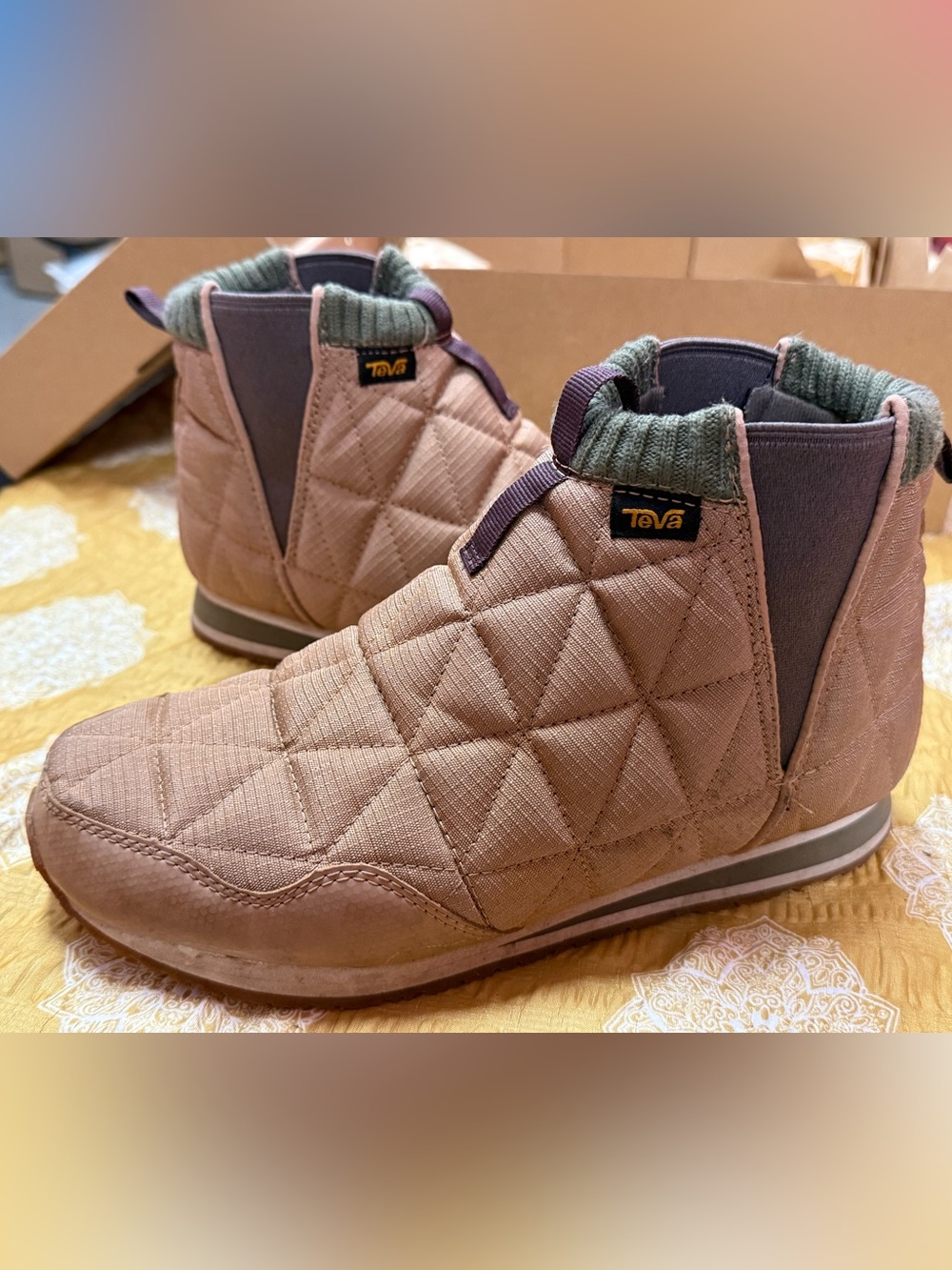 Teva Quilted Tan & Olive Ankle Boots
